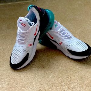 Nike Air Max 270